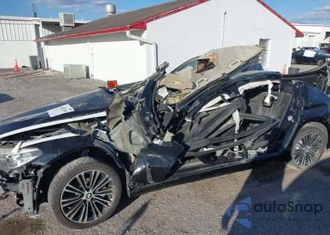 2020 BMW 5 Series 530I z USA, uszkodzony, nr VIN WBAJR3C02LWW64256